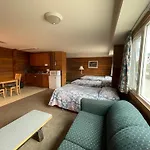 Raccoon Lodge Motel