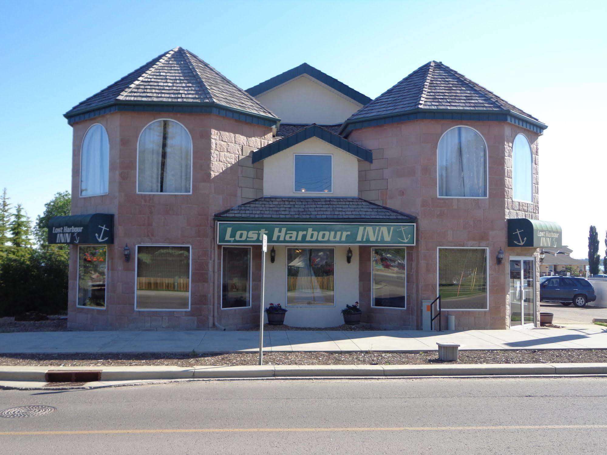 Lost Harbour Hotel