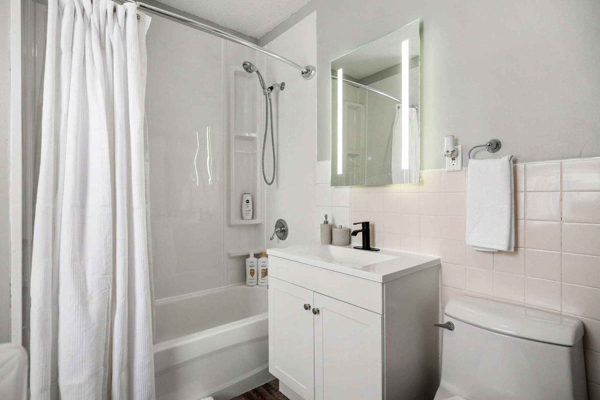 Sylvan Nook Family-friendly And Close To Holiday home *