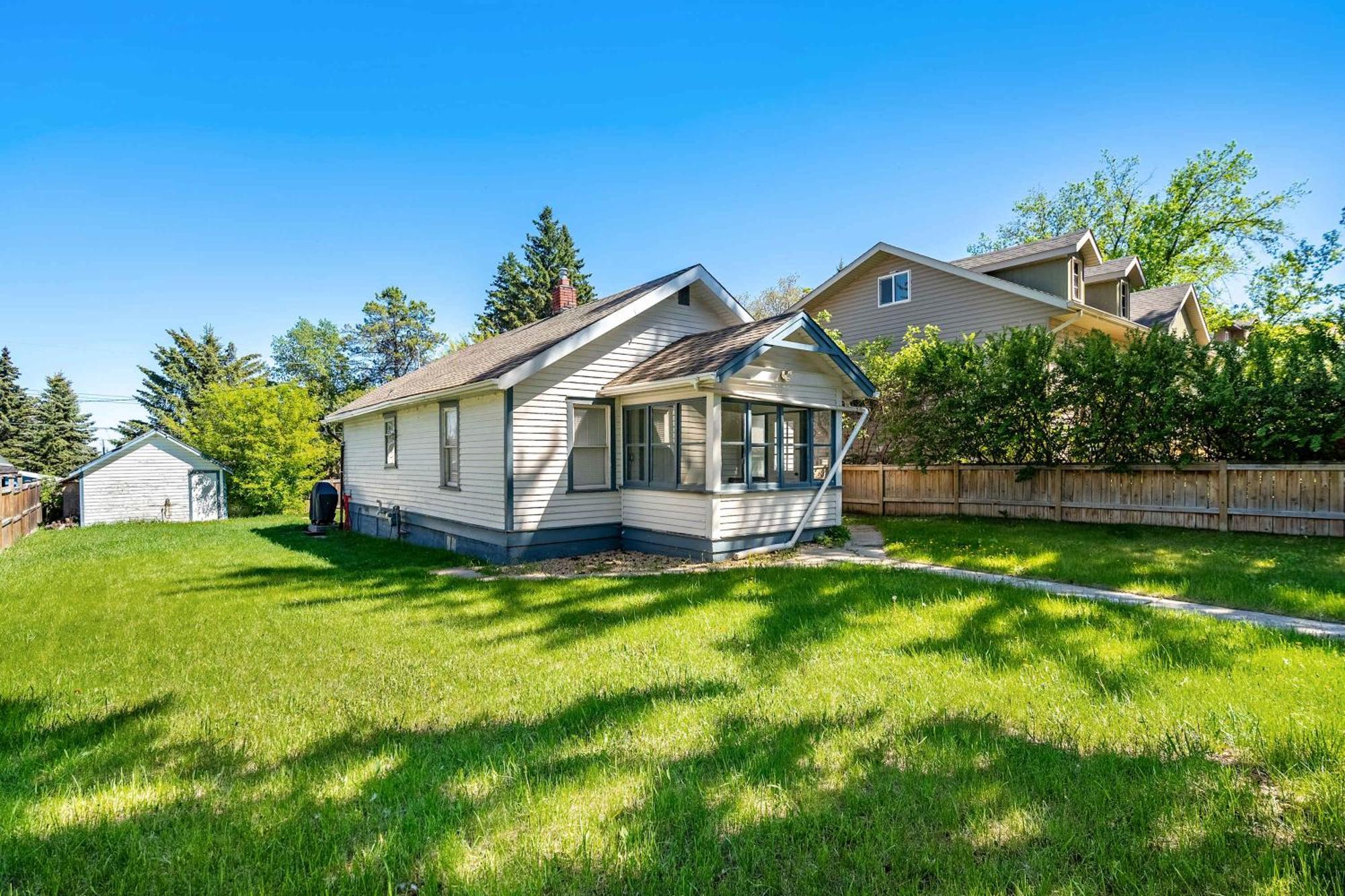 Sylvan Nook Family-friendly And Close To Holiday home Sylvan Lake